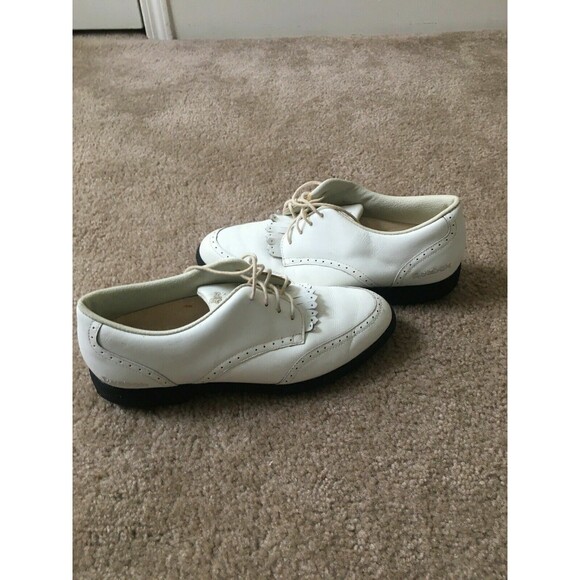 Vintage Reebok Men's Leather Golf Shoes Size 6.5 Metal Spikes White Cleats - Picture 3 of 11